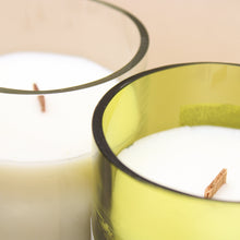 Load image into Gallery viewer, Gift Set Château Margaux 1995 | Cedarwood & Geranium | 100hr Wine Bottle Candle