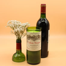 Load image into Gallery viewer, Gift Set Chateau Calon-Segur 1996 | Patchouli & Lavender 100hr Wine Bottle Candle