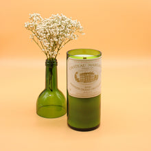 Load image into Gallery viewer, Gift Set Château Margaux 1995 | Cedarwood & Geranium | 100hr Wine Bottle Candle