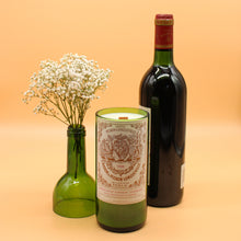 Load image into Gallery viewer, Gift Set Chateau Pichon-Longueville Baron 1996 | Cinnamon & Orange 100hr Wine Bottle Candle