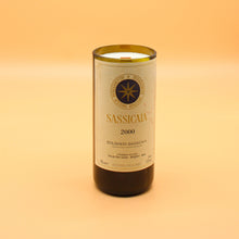 Load image into Gallery viewer, Gift Set Vega Sicilia Unico 1999 | Coffee & Nutmeg | 100hr Wine Bottle Candle