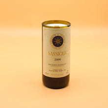 Load image into Gallery viewer, Gift Set Vega Sicilia Unico 1999 | Coffee &amp; Nutmeg | 100hr Wine Bottle Candle
