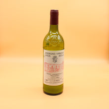 Load image into Gallery viewer, Gift Set Vega Sicilia Tinto Valbuena 2003 | Eucalyptus &amp; Cedarwood 100hr Wine Bottle Candle
